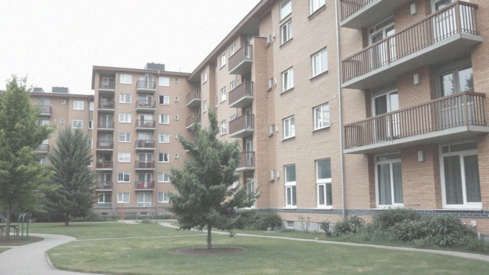 Jakie są czynniki wpływające na czas oczekiwania na mieszkanie socjalne?